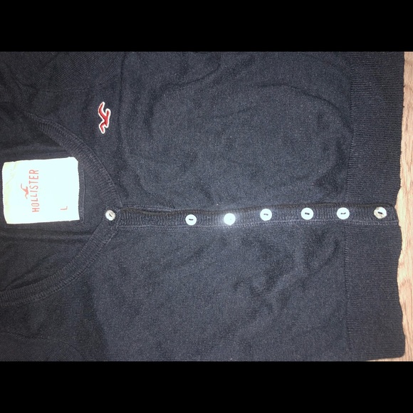HOLLISTER LONG SLEEVE CROP TEE - Picture 3 of 3